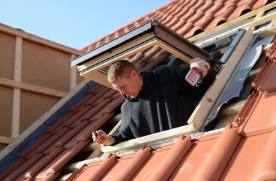 Pose de fenêtres de toit Velux à Argences